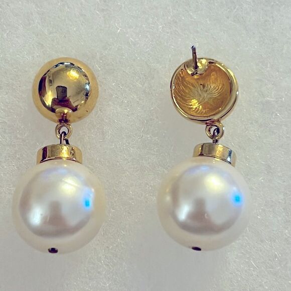 Vintage Gold Tone and Faux Pearl Dangle Earrings - Picture 3 of 3
